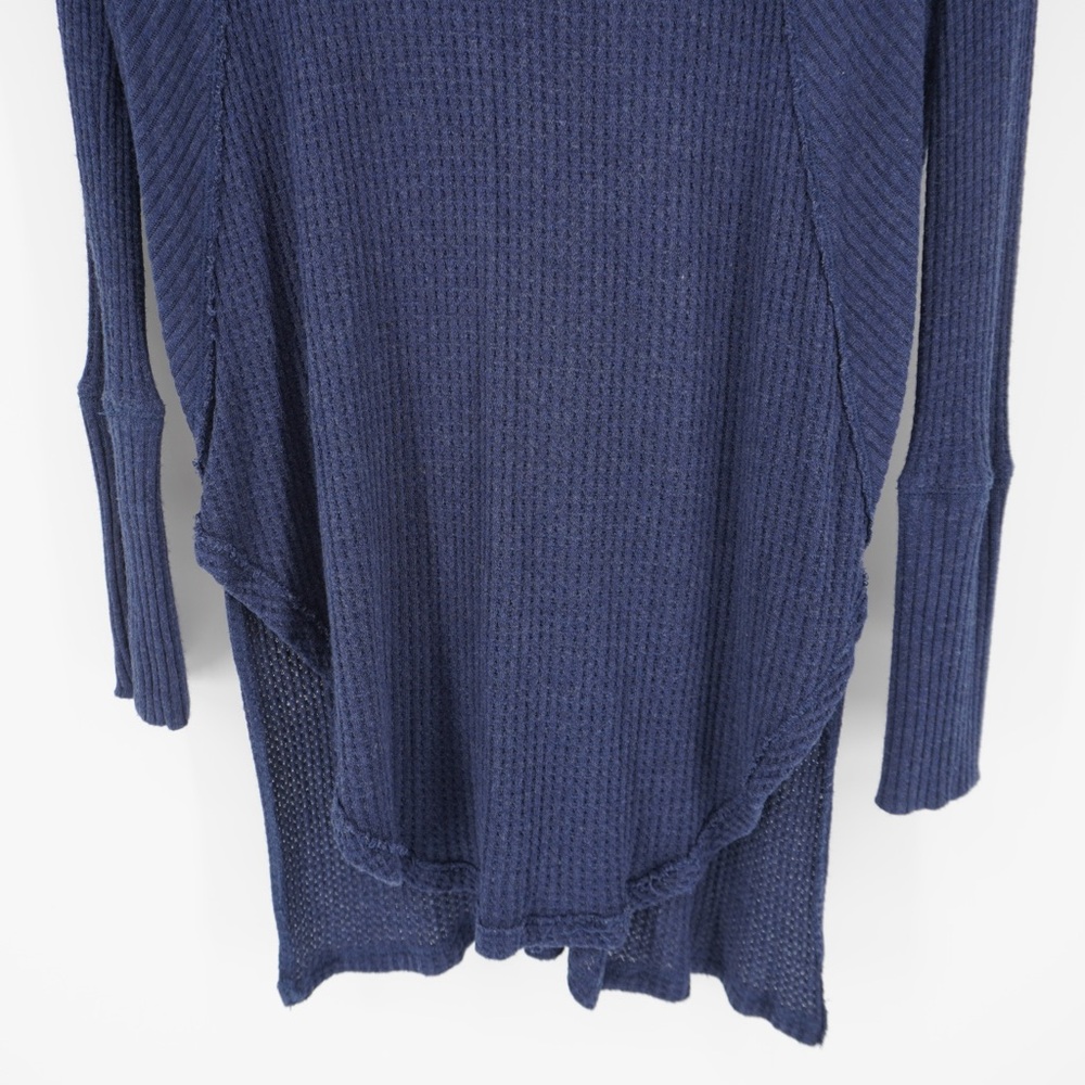 Free People Ventura Thermal‎ Top Navy Medium long sleeve bohemian Lagenlook - Picture 7 of 12
